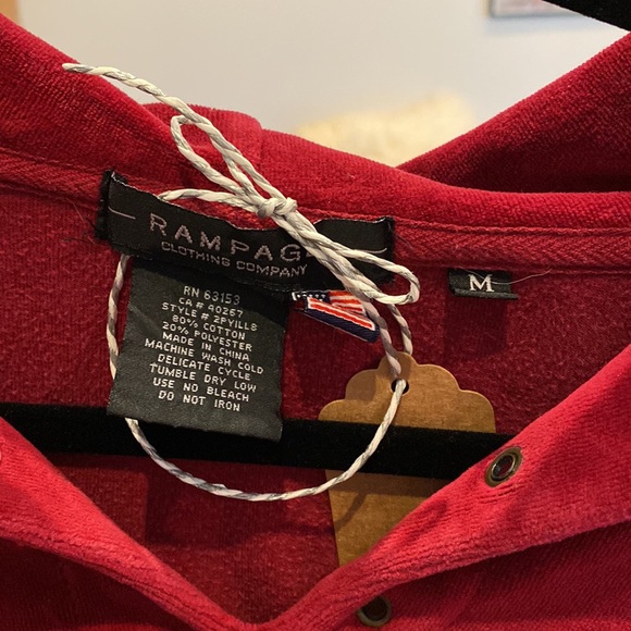 Vintage Velour track suit - aka vintage JLO suit - Picture 3 of 4